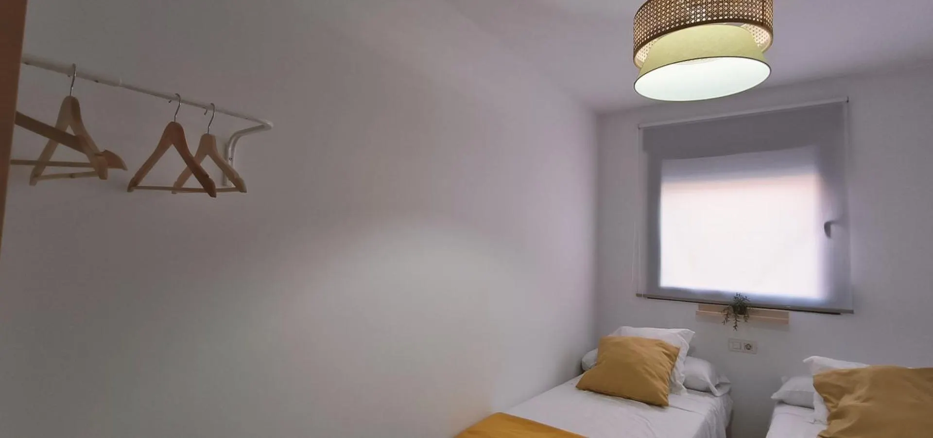 Lo Piset Del Delta: Apartamento Con Piscina Para 4 L'Aldea Apartment